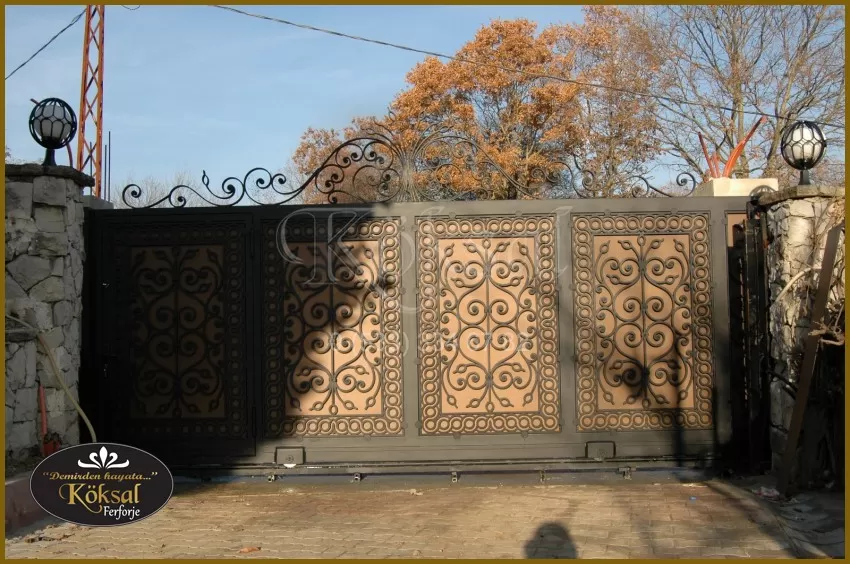 Ferforje Garaj Kapıları – Villa Garaj Kapıları